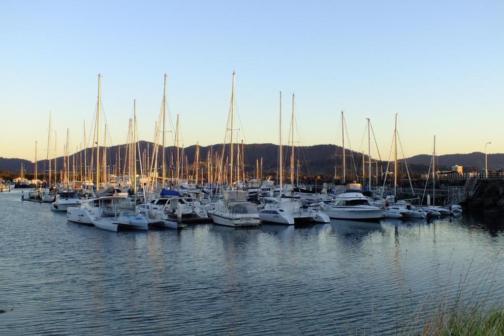 Pacific Marina Apartments Coffs Harbour Exterior photo